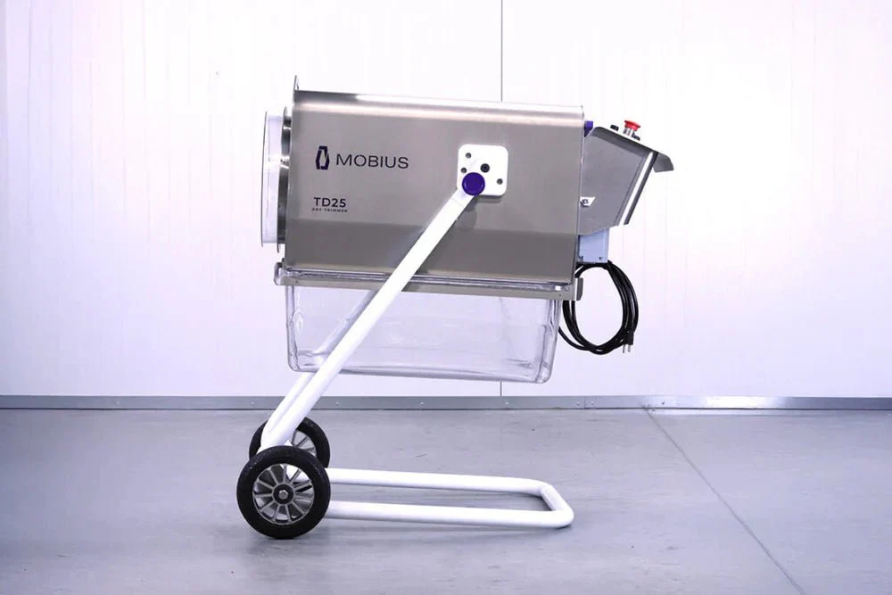 Mobius TD25 Dry Bud Trimming Machine - Image 2